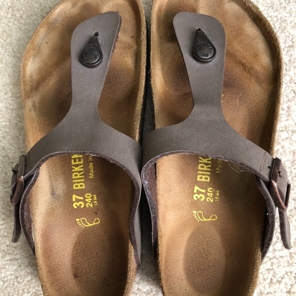 BIRKENSTOCK Women's Gizeh Thong Sandal